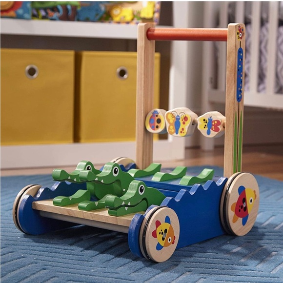 Melissa & Doug Deluxe Chomp Wooden Alligator Activity Push Walker (Ages 1+) - Picture 3 of 7